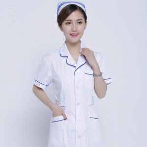Những bí mật đằng sau chiếc áo điều dưỡng blouse trắng
