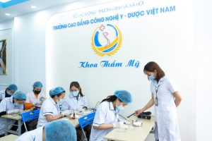 học phí ngành chăm sóc sắc đẹp